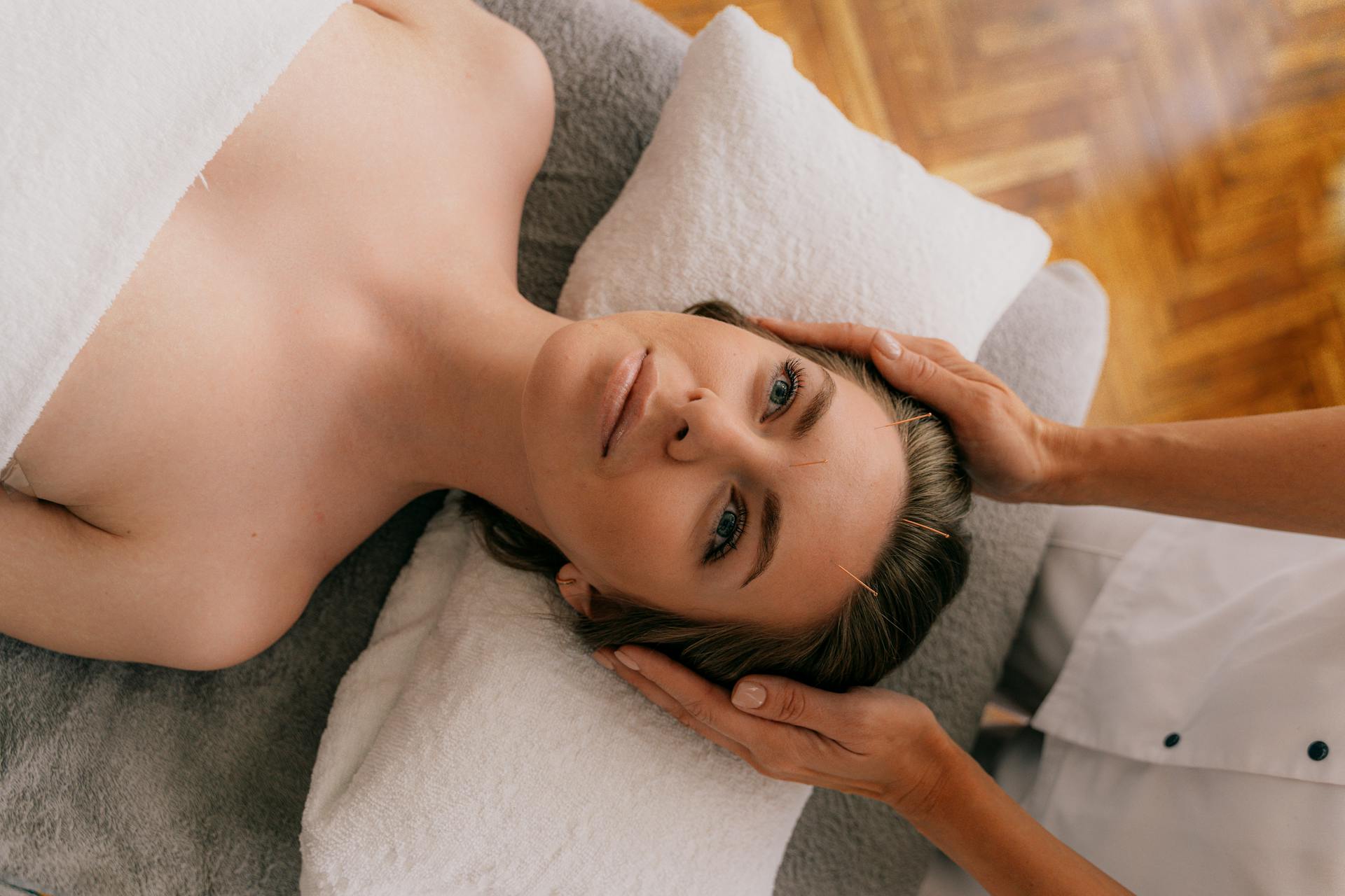 Daisy Freedman Acupuncture, traditional acupuncture in the Forest of Dean, chronic pain, emotional health, womens wellbeing, fire cupping, help with digestive issues, facial enhancement acupuncture